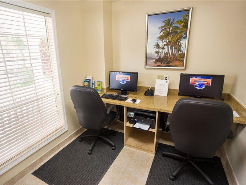 Hampton By Hilton Grand Cayman Seven Mile Beach George Town Exterior photo